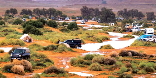 الأمطار تنعش الطلعات البرية وهوايات الشباب 