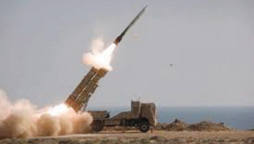 الإمارات.. الدفاعات الجوية اعترضت 11 صاروخاً و27 مسيّرة 