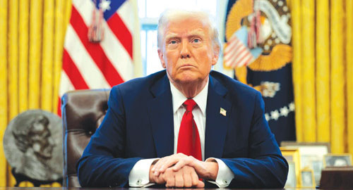 انتقد بريطانيا وفرنسا.. ودعا للسيطرة على هرمز 