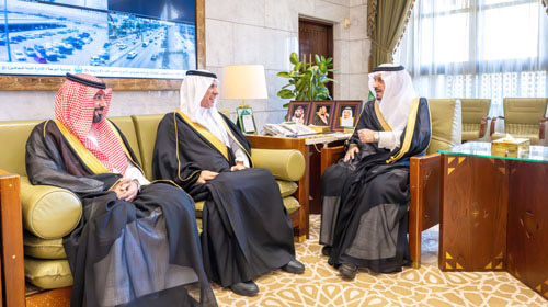 أمير منطقة الرياض يطلع على جهود هيئة الإذاعة والتلفزيون