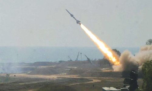 البحرين.. اعتراض صاروخين و10 طائرات مسيرة خلال 24 ساعة 