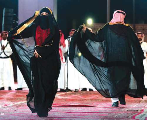 «مهرجان الفنون التقليدية» يحتفي بإرث المملكة الغني 