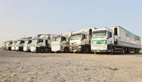 وصول 9 شاحنات إغاثية سعودية إلى عدن