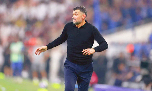 في الدوري وكأس النخبة الآسيوية 