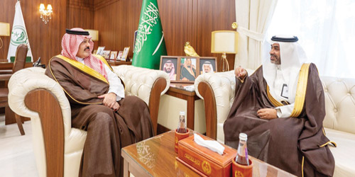 أمير حائل مستقبلاً مدير عام التعليم بالمنطقة