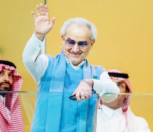  الوليد بن طلال داعم أول لإدارات الهلال المتعاقبة