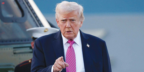  ترمب: رسوم فورية بنسبة 50% على أي دولة تسلّح إيران