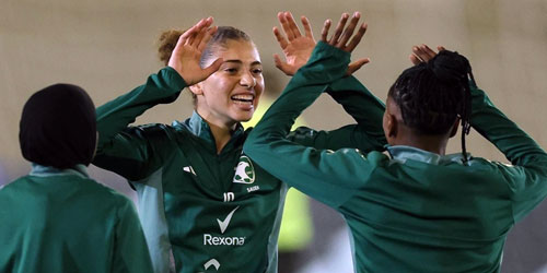 أخضر السيدات يدشِّن معسكره في أبها 