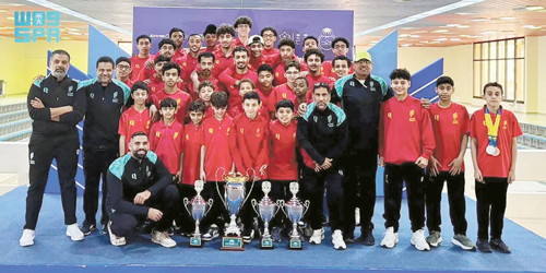 في بطولة كأس أندية المناطق للسباحة 