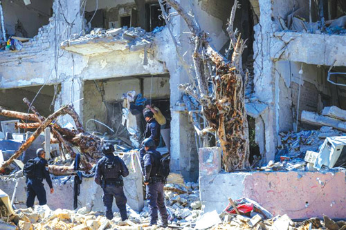 خلال توقف الحرب 