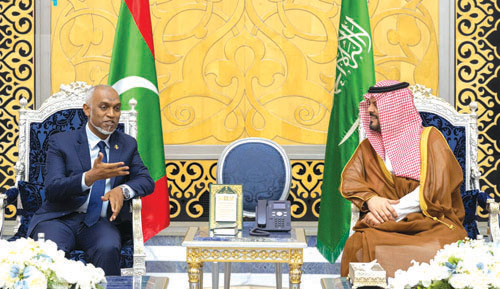 رئيس جمهورية المالديف يُغادر جدة