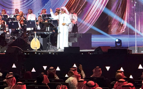 رابح صقر.. صوت الخليج الذي أشعل مسارحها في جدة 