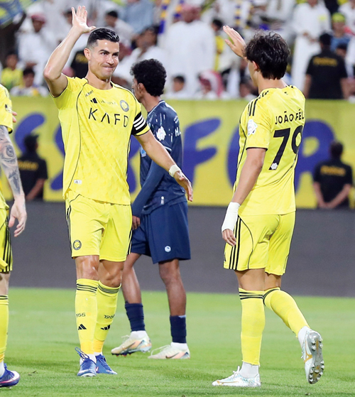 البرتغاليان كريستيانو وفليكس سجلا هدفي النصر