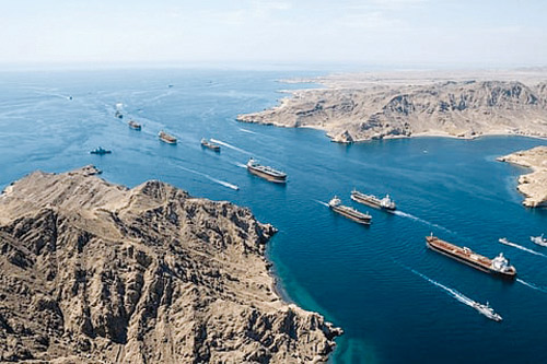 6 ملايين برميل تعبر «هرمز» 