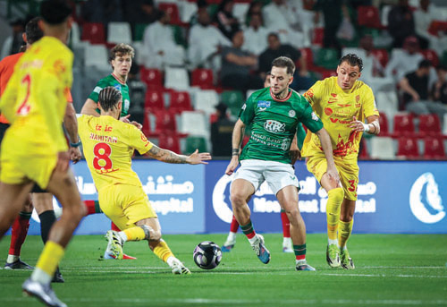 القادسية يحاول التعويض بعد خسارته من ضمك ومن الاتفاق