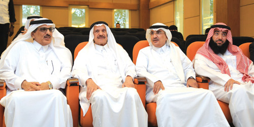 كرسي غازي القصيبي يتبنى طباعة منشوراته إلكترونياً 