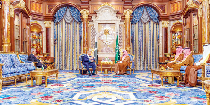خلال لقاء في جدة استعرض مستجدات المحادثات الأمريكية - الإيرانية 