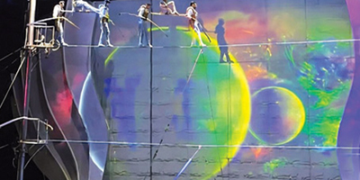 سيرك «pluma» يقدم تجربة ترفيهية متنوعة 