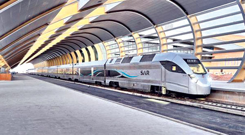 بتكامل لوجستي بين «سار» و«موانئ» و«البحري».. قطارات الشحن تدعم سلاسل الغذاء العالمية 