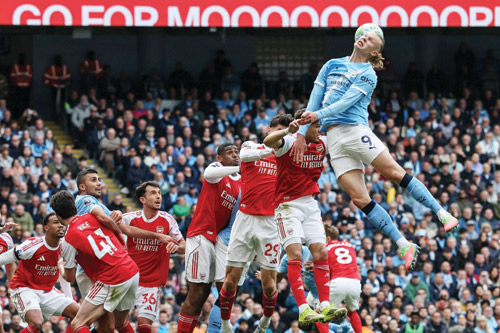 المواجهة الكبرى زرقاء.. 