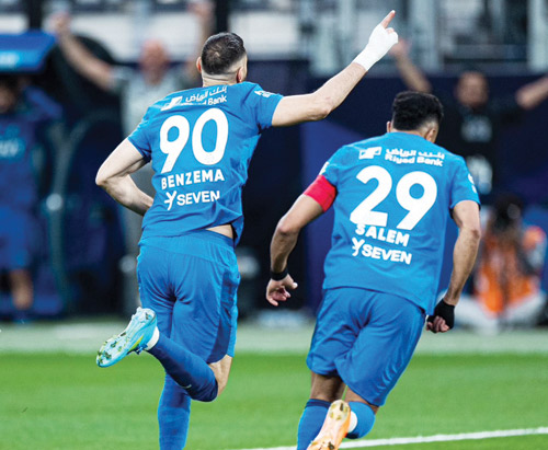 سالم وبنزيما عادا لملازمة العيادة الطبية بالنادي