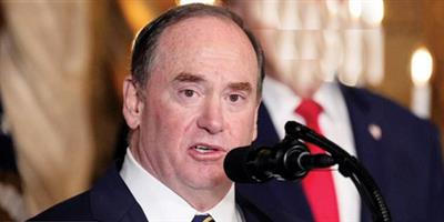 ترمب يطيح بوزير البحرية بشكل مفاجئ 