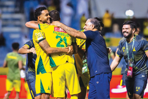 يتطلع الخليج لضمان بقائه