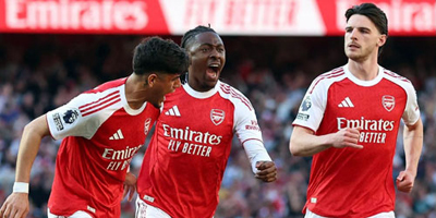 آرسنال يستعيد صدارة الدوري الإنجليزي 