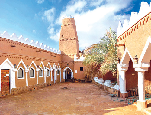 البيوت النجدية.. مأوى الروح وراحة الجسد 