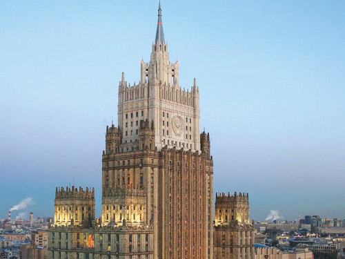 روسيا توسّع قائمة حظر الدخول لمسؤولي الاتحاد الأوروبي ردًا على العقوبات 