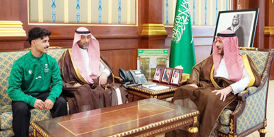 نائب أمير المدينة يستقبل لاعب الكاراتيه «العمري» 