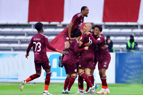 بعدما أصبح الأمل قريباً من الصعود.. 