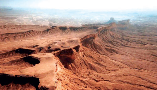 الوطنية والحكمة ومكارم الأخلاق في قصائد خالد البليهد -رحمه الله- 