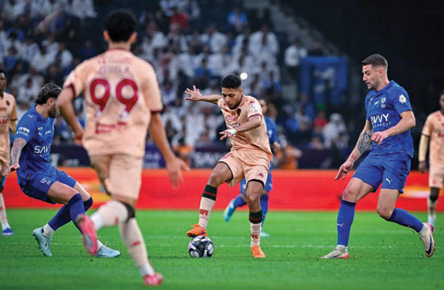 تعقد موقف الخلود بعد سداسية الهلال