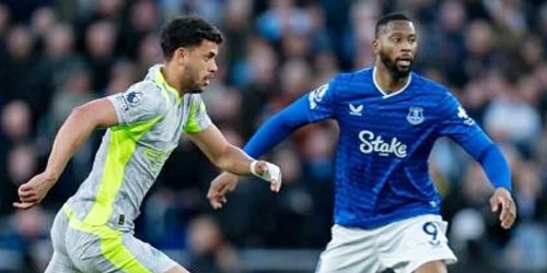 مانشستر سيتي يتعثَّر أمام إيفرتون 