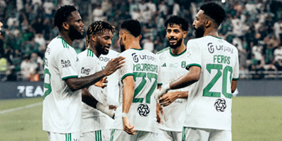 الأهلي يقابل الفتح للحفاظ على بصيص الأمل في المنافسة 