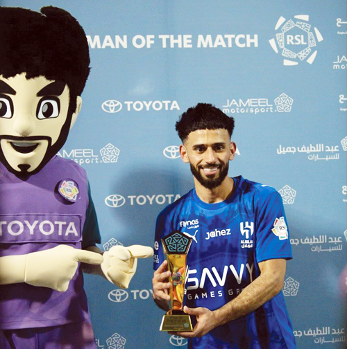 سلطان الهلال أفضل لاعب 