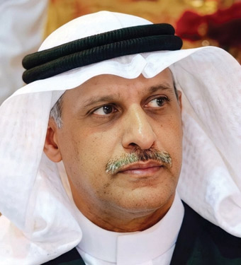 الزميل أحمد الغامدي في العناية المركزة