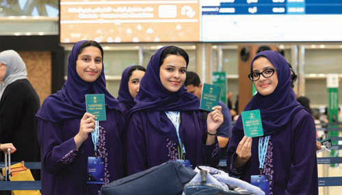 المنتخب السعودي للعلوم والهندسة وصل إلى فينيكس للمنافسة في «آيسف 2026» 