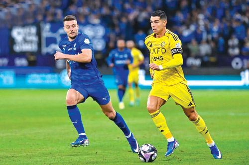 الهلال والنصر.. لقاء مهم ومنتظر بشرط تفرغ الفريقين للأداء