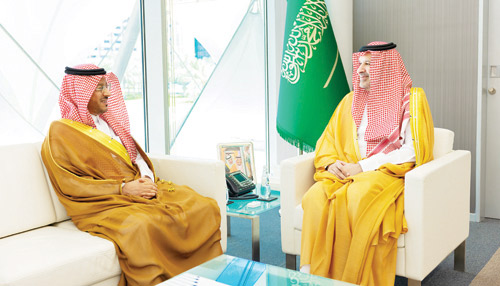 الأمير فيصل بن سلمان يلتقي ممثل «التعليم» في مجلسي «الدارة» ومكتبة الملك فهد الوطنية 