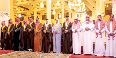 نائب أمير منطقة الرياض يؤدي الصلاة على حسان ياسين 