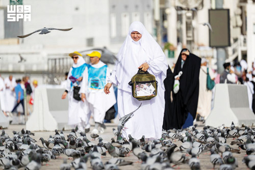 إلى البيت العتيق.. تمضي الأرواح قبل الأقدام 