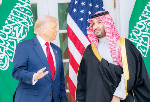 تقديرا لحرص الرئيس الأمريكي على التشاور مع قادة المنطقة وتنويها بالوساطة الباكستانية 