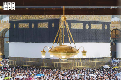 في أجواء إيمانية وخدمات متكاملة 