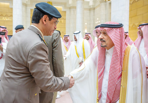 أمير منطقة الرياض ونائبه يستقبلان المهنئين بعيد الأضحى 