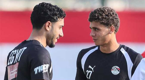 مرموش وحمزة عبد الكريم ينضمان لمعسكر منتخب مصر 