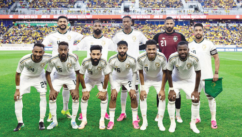 بهذه الأسماء بدأ دونيس أولى مبارياته