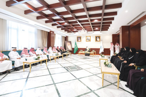من الاستقبال