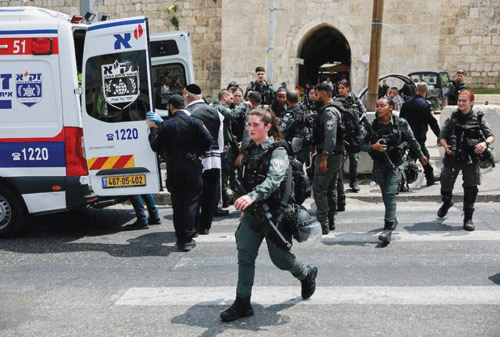 قتيل و 5 مصابين في إطلاق نار وسط إسرائيل 